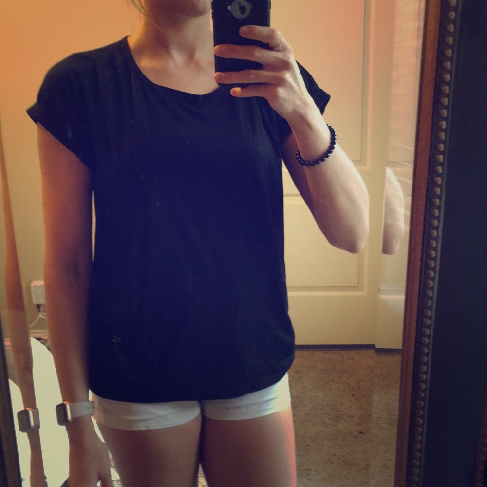 Athletic tee